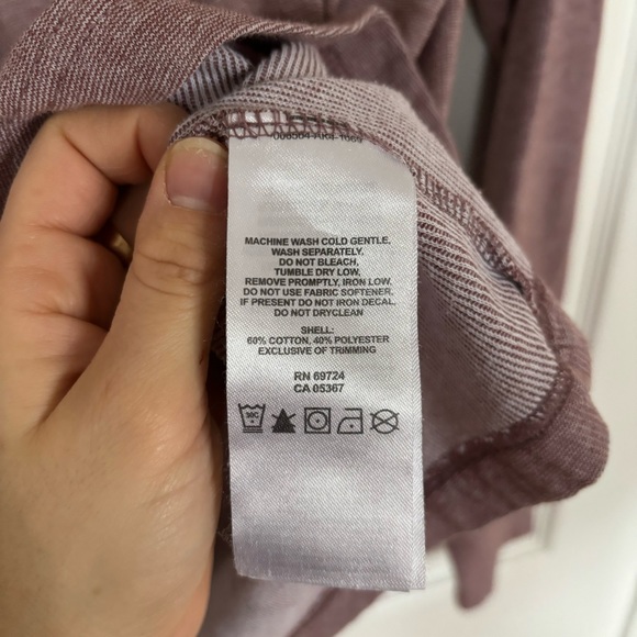 Columbia 1/4 Zip Lightweight Sweatshirt - Picture 5 of 7